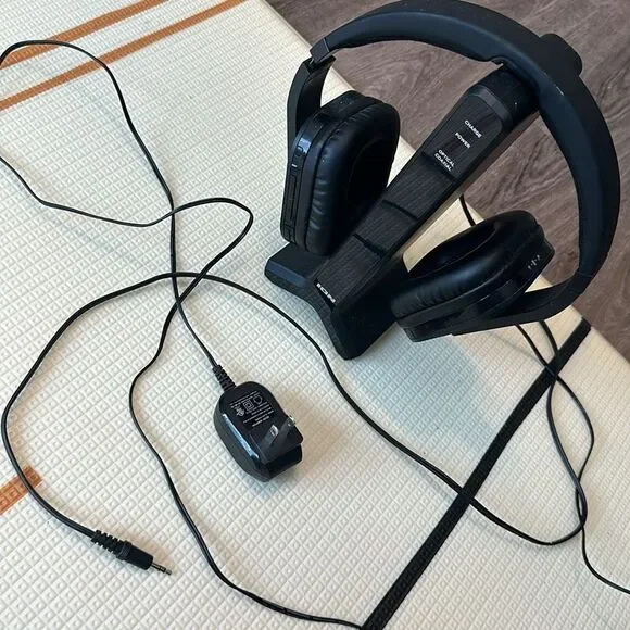 ION wireless headphones - Picture 6 of 6